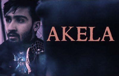 Akela Lyrics by Aniket Chindak